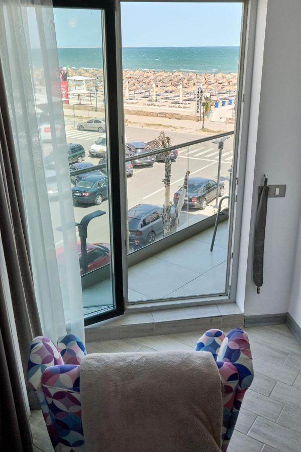 Beachfront 1Br Apartment- Spa N Pools مامايا المظهر الخارجي الصورة